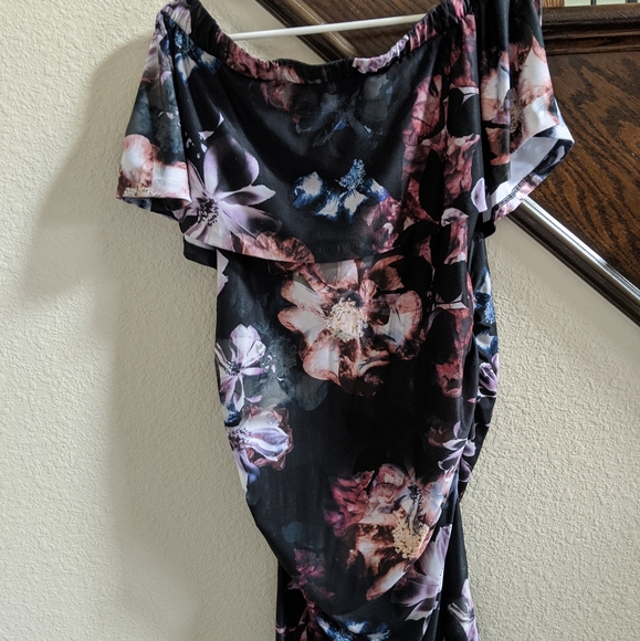 Maternity party dress - Picture 1 of 3